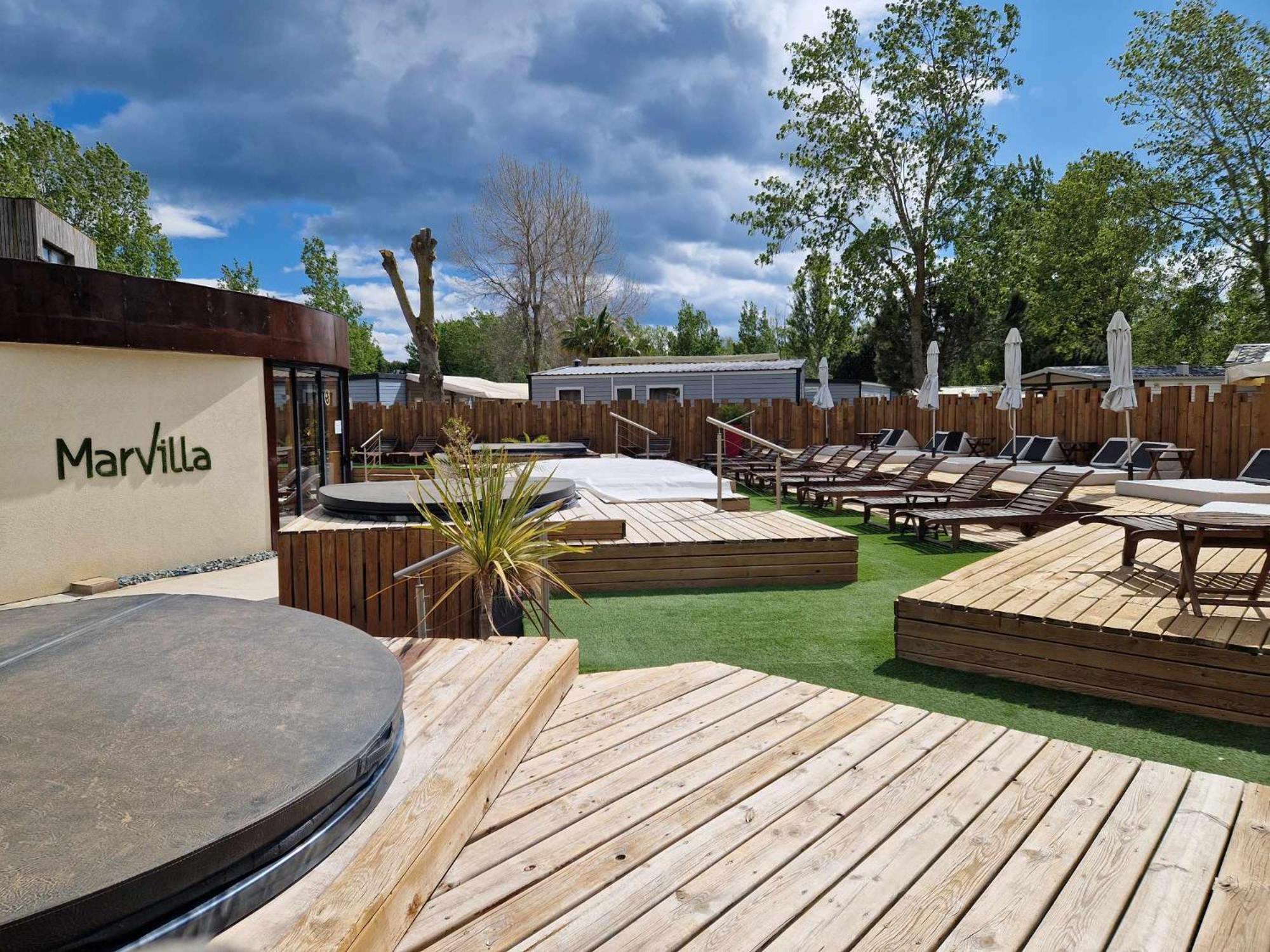 Domaine De La Yole Hotel Вондр Екстериор снимка